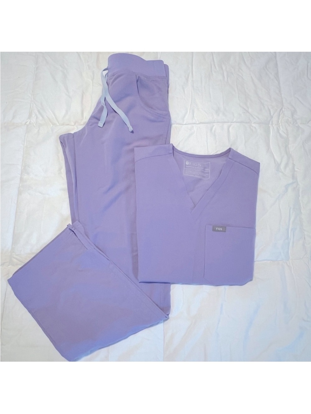 Figs Light purple scrub set